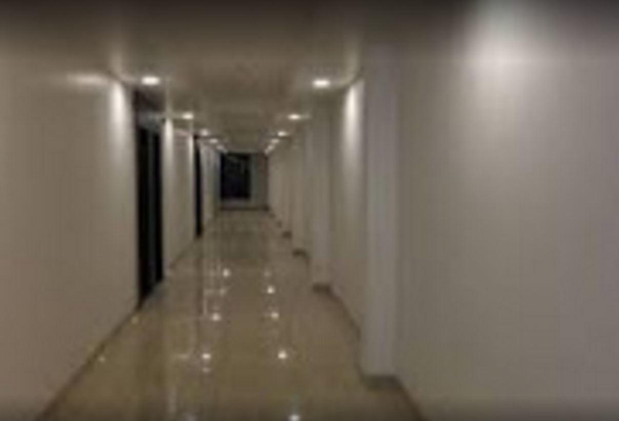 אויאיין Hotel Shri Vardhan מראה חיצוני תמונה